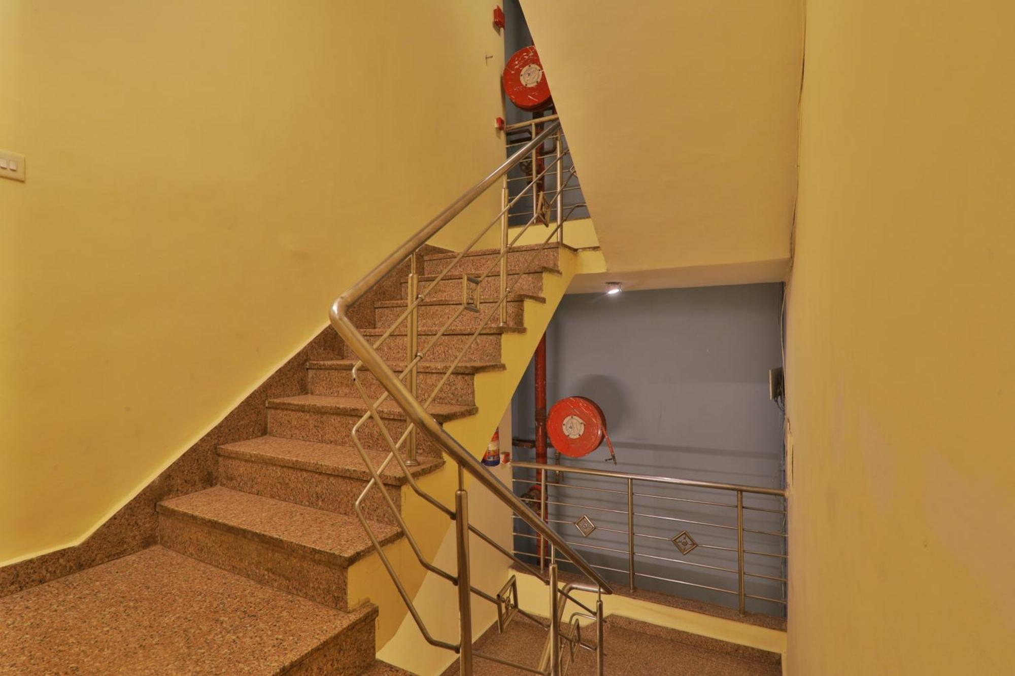 Janki Sigra 2 Km From Kashi Vishwanath Dham Hotel 3*